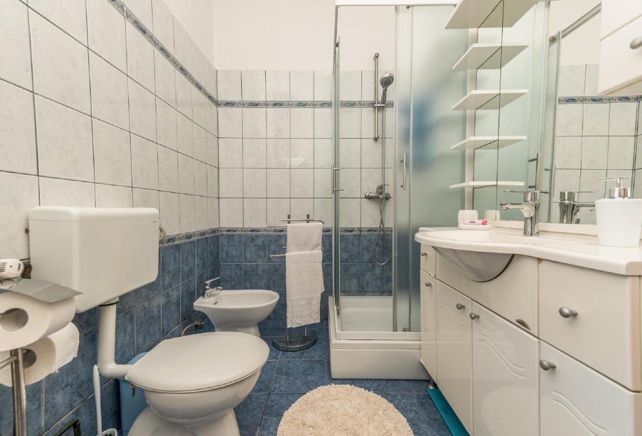 Holiday Home Tower With Private Pool, Sauna And Quads Smilcic Luaran gambar