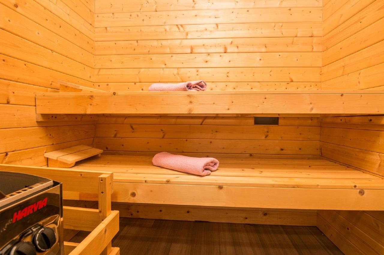 Holiday Home Tower With Private Pool, Sauna And Quads Smilcic Luaran gambar